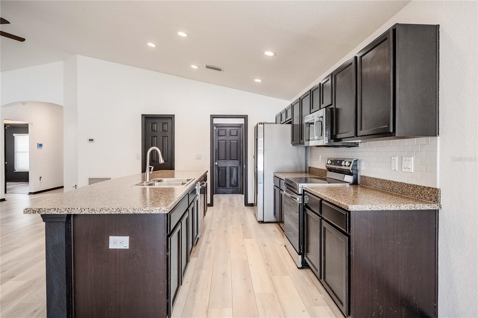 MAGNOLIA WALK PH 2 SUB - Residential