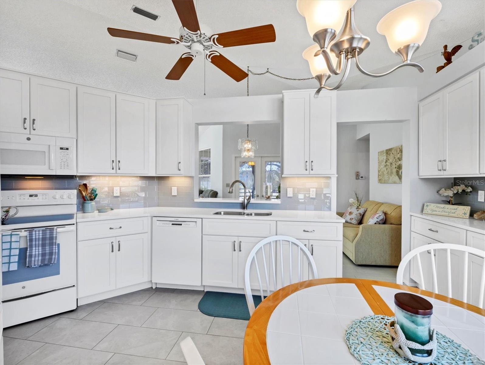 THE VILLAS AT PINEBROOK PH III - Residential