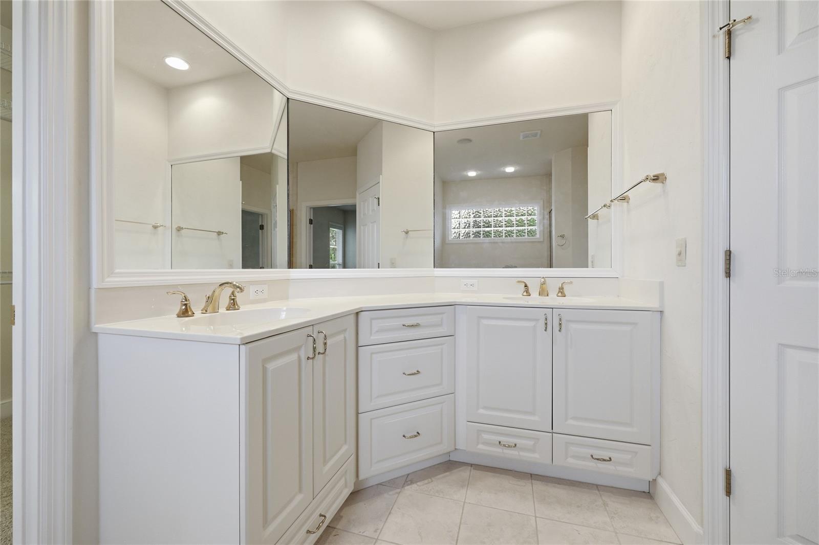 HAILE PLANTATION UNIT 34 PH 6 - Residential