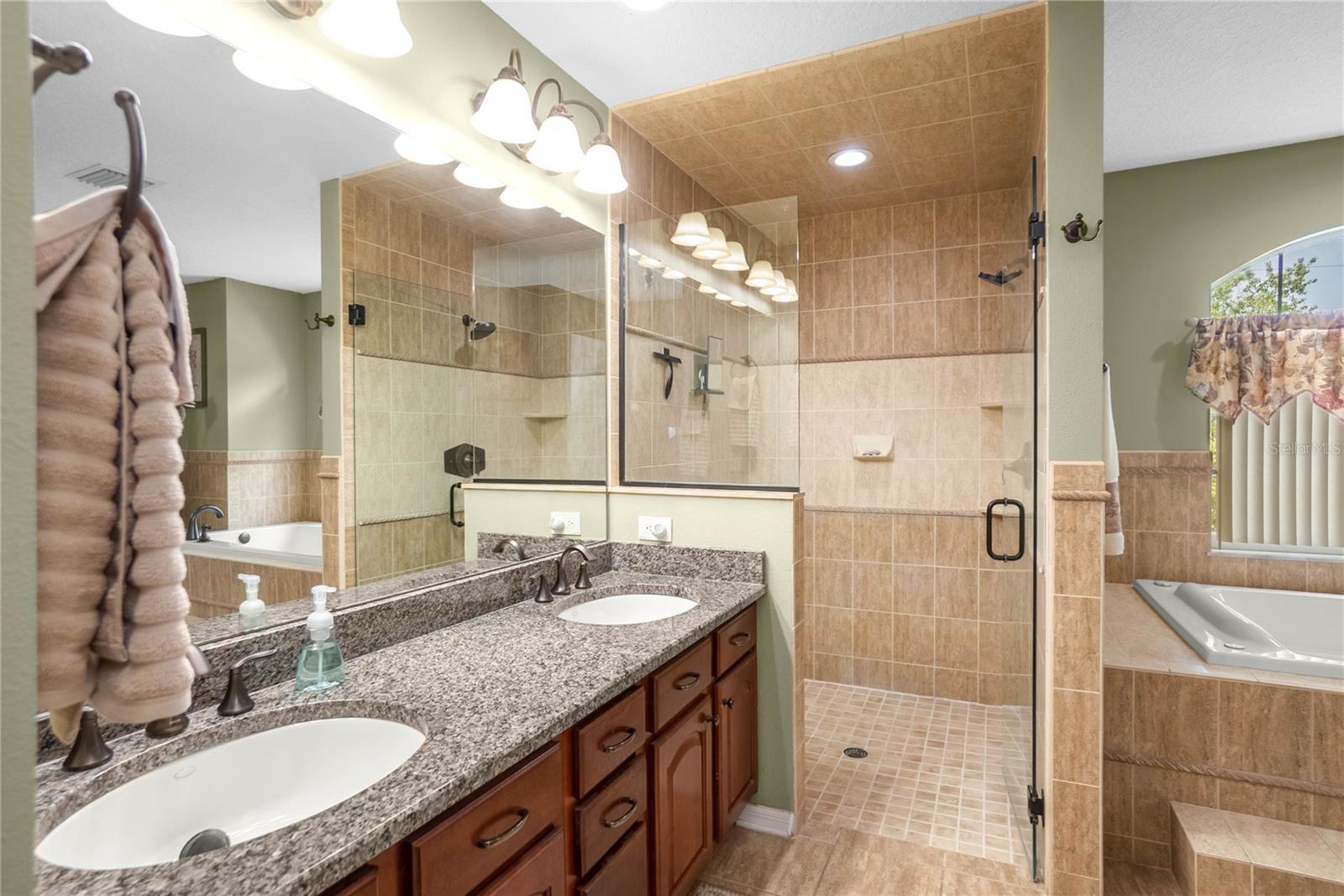 INVERNESS HIGHLANDS WEST ADD 01 - Residential