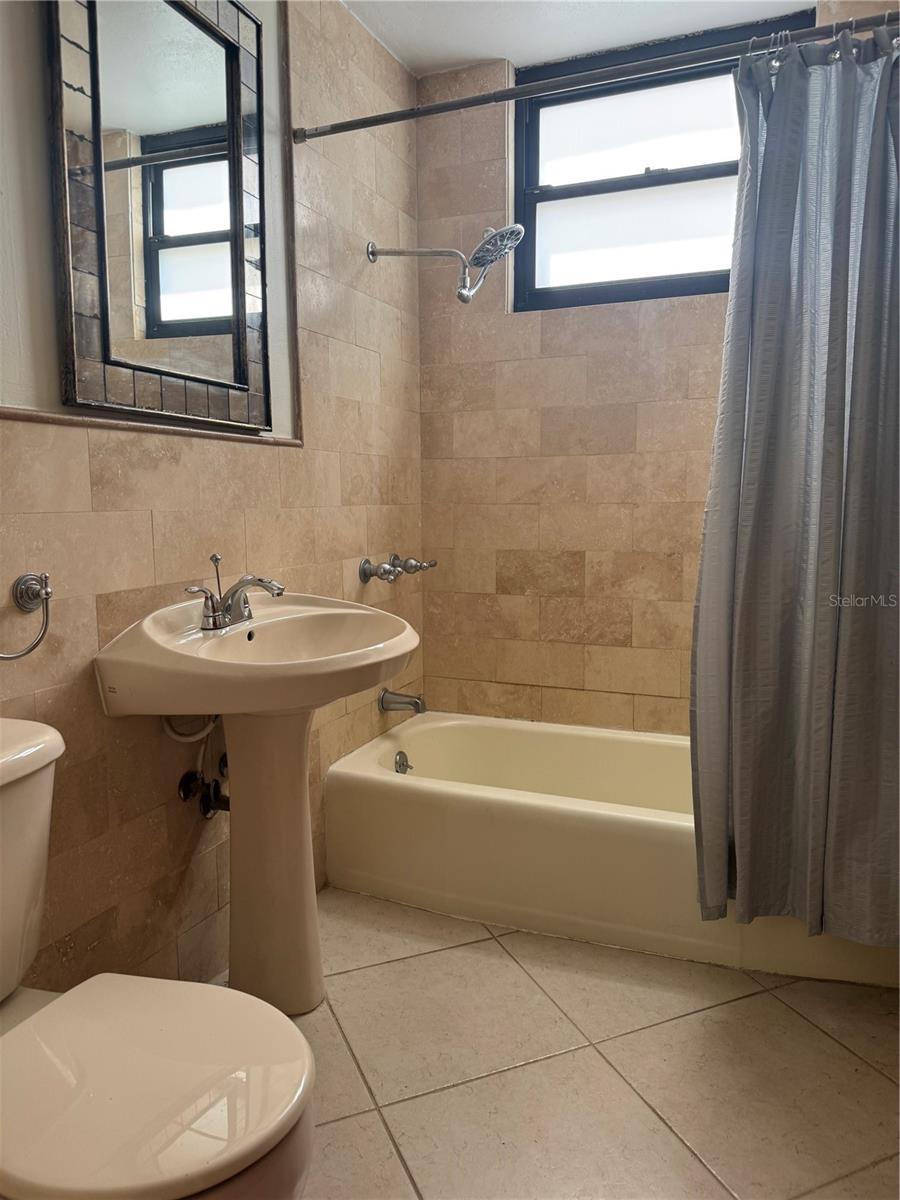 PLAYA GRANDE - Residential Lease