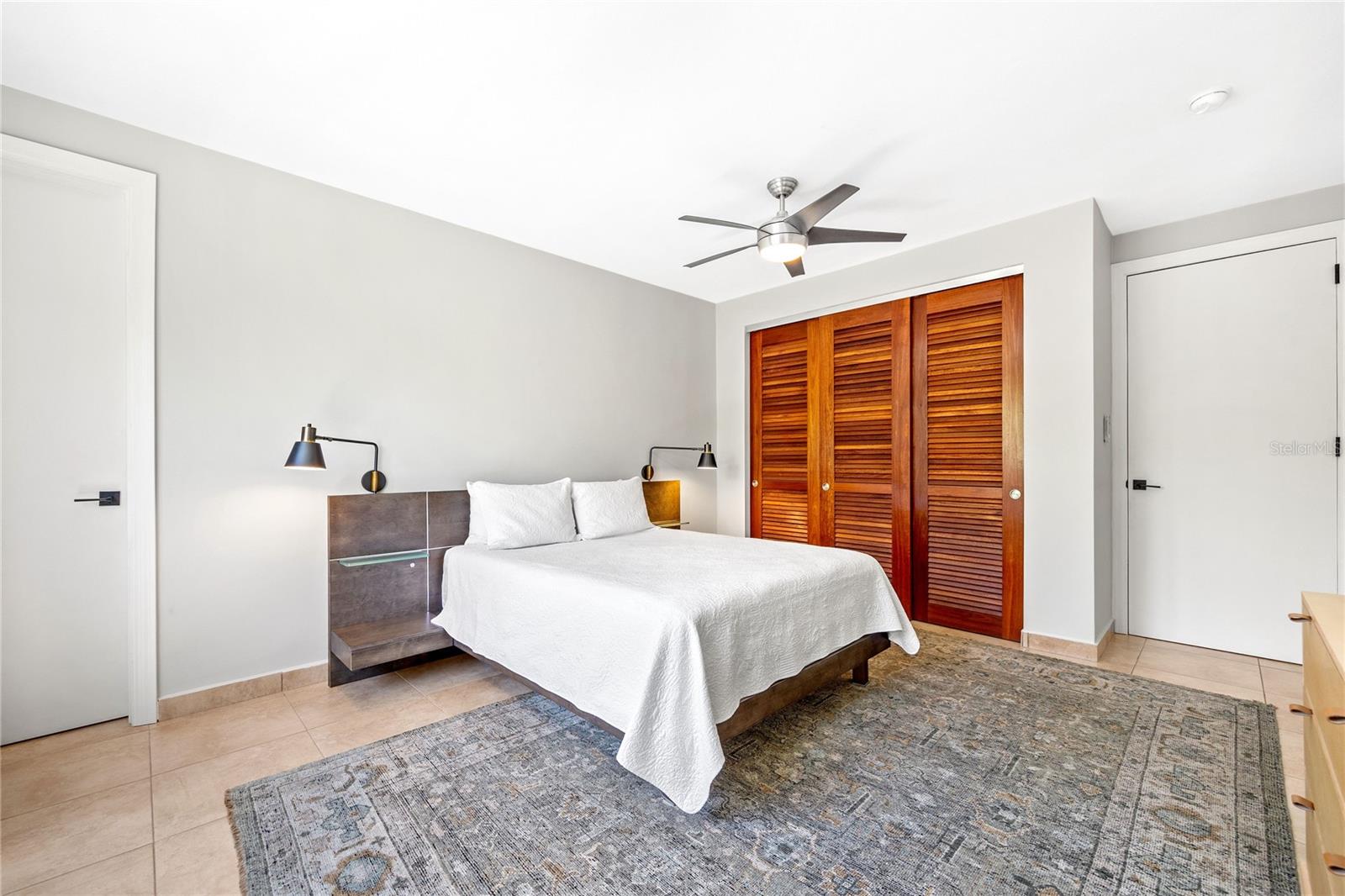 DORADO BEACH EAST - Residential