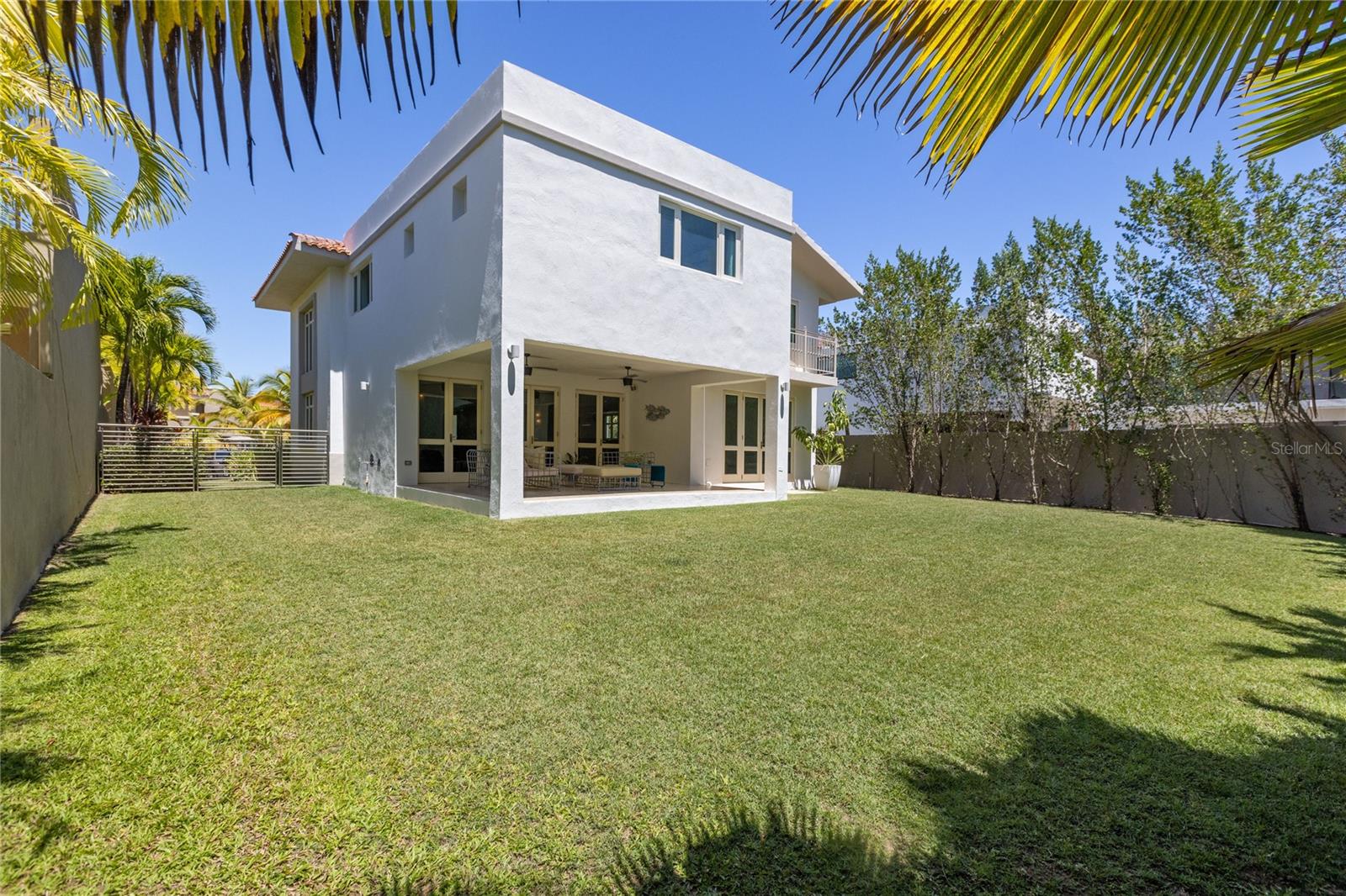 DORADO BEACH EAST - Residential