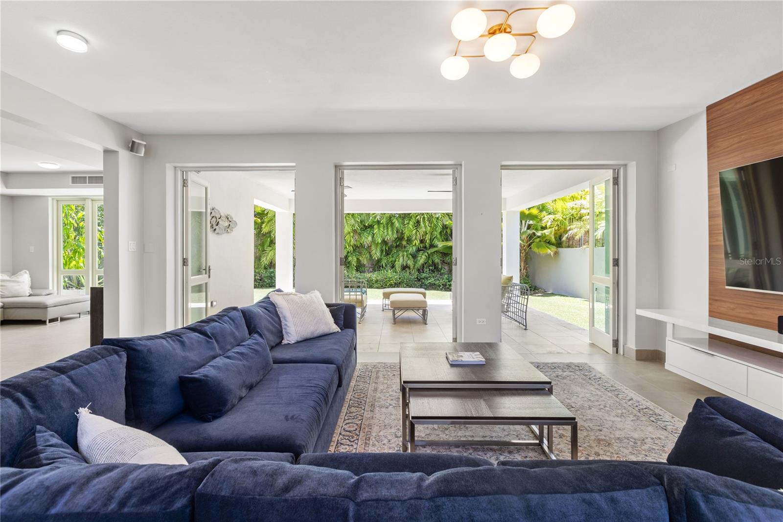 DORADO BEACH EAST - Residential