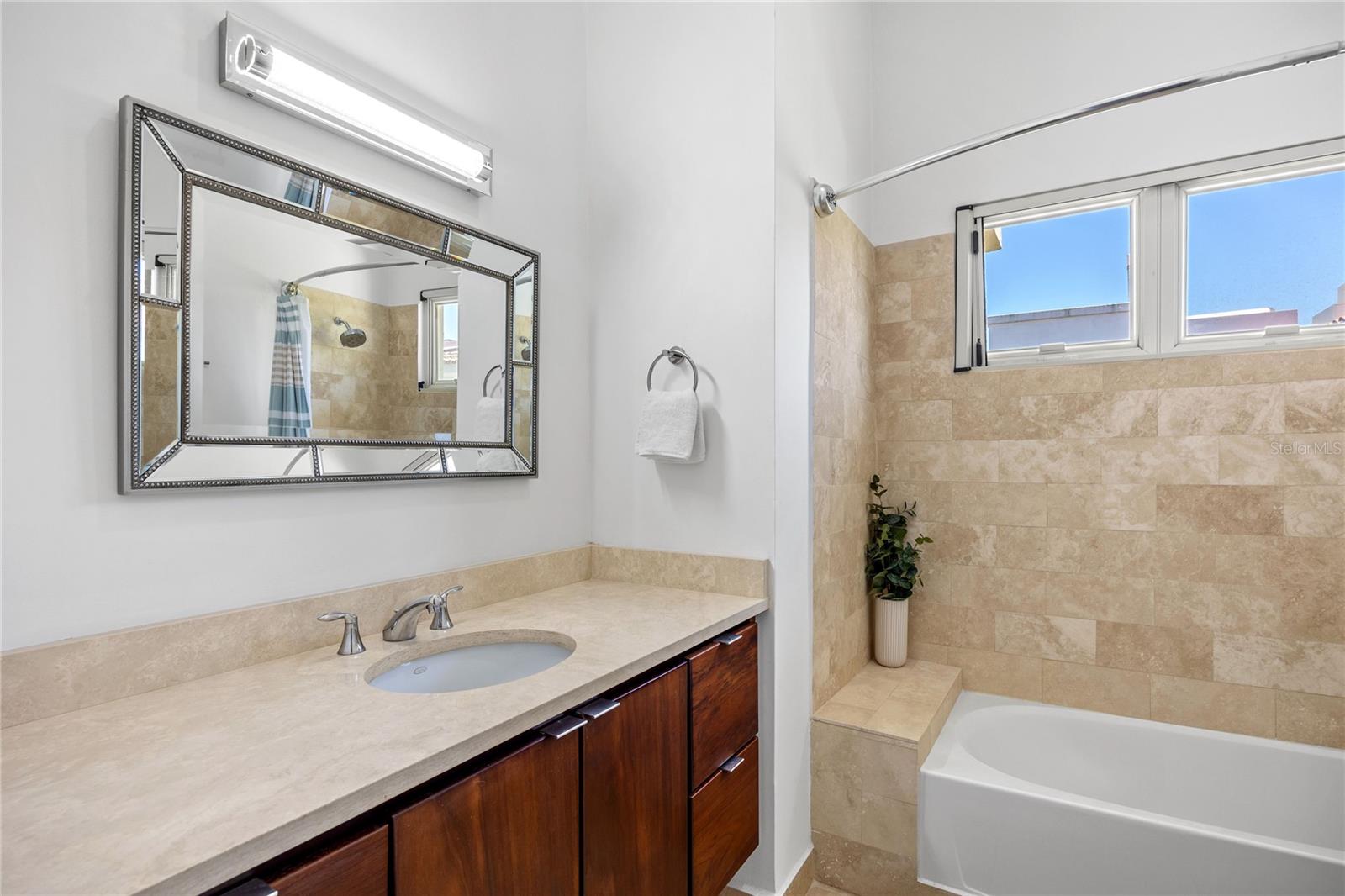 DORADO BEACH EAST - Residential