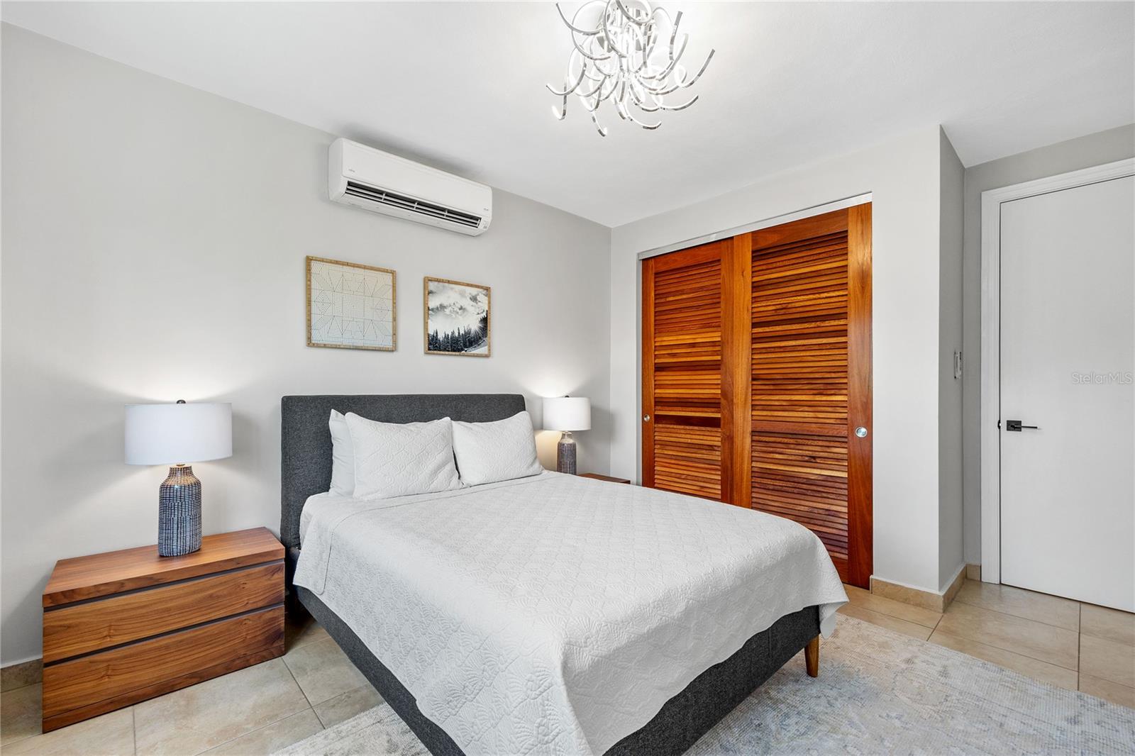 DORADO BEACH EAST - Residential