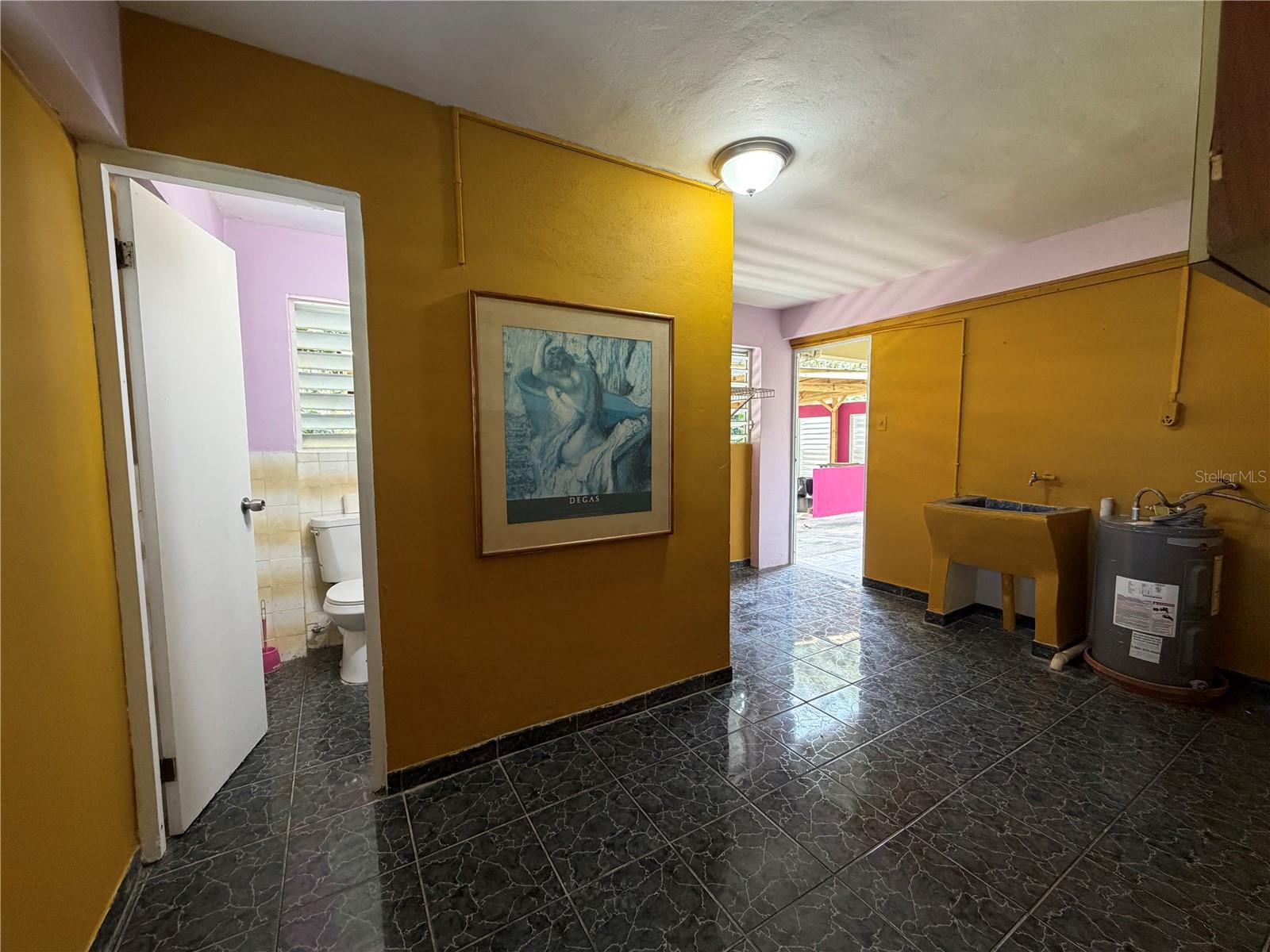 BORINQUEN WARD, CASA GRANDE SECTOR - Residential