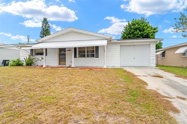 3636 HENDRIX ST, NEW PORT RICHEY, FL 34652 - Image 9a8f2dde19e67cb5c0bb23e97286a2e7/2581994821