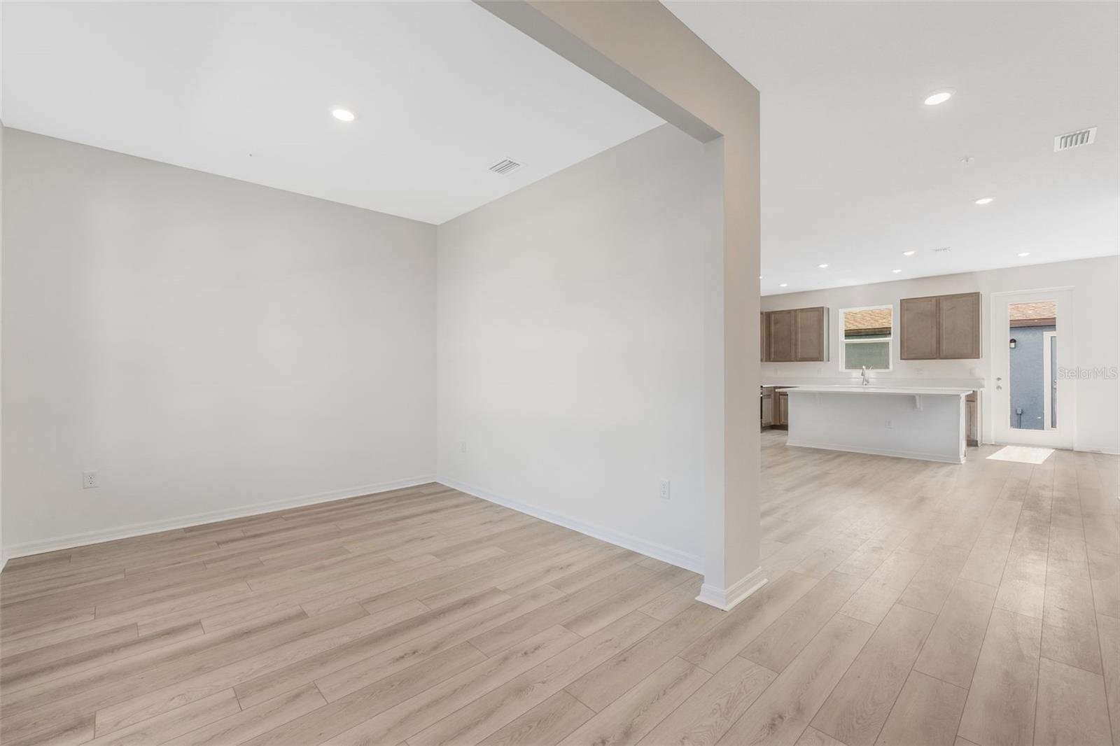 EDEN CREST TOWNHOMES - Residential