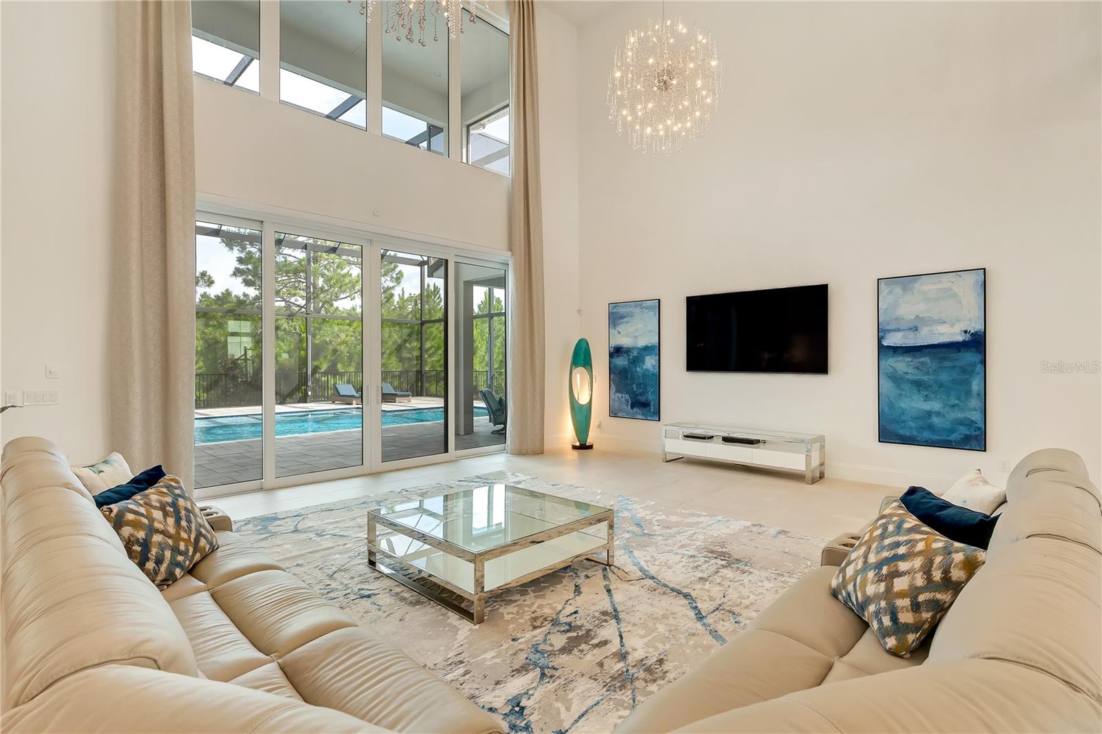 LAUREL POINTE PH 1 - Residential