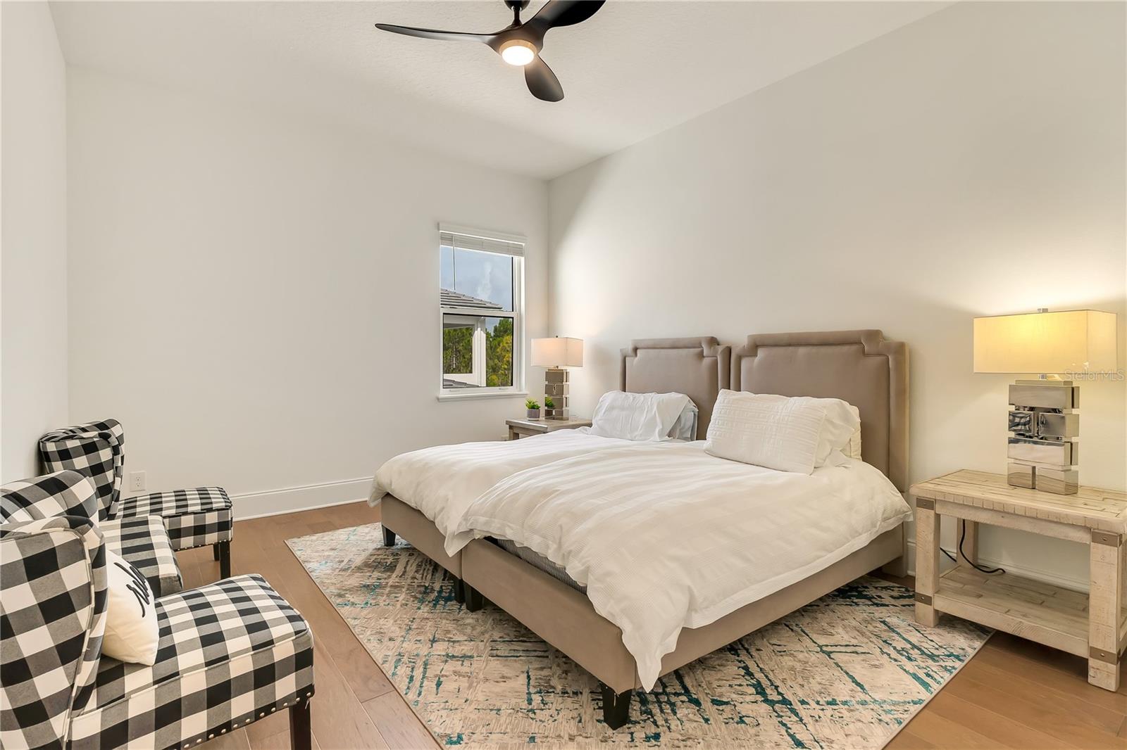 LAUREL POINTE PH 1 - Residential