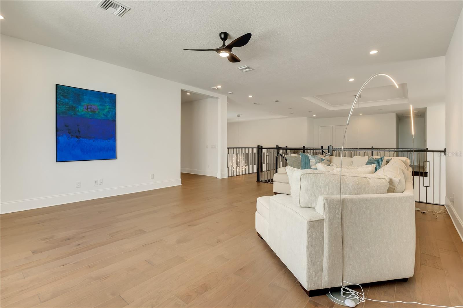 LAUREL POINTE PH 1 - Residential