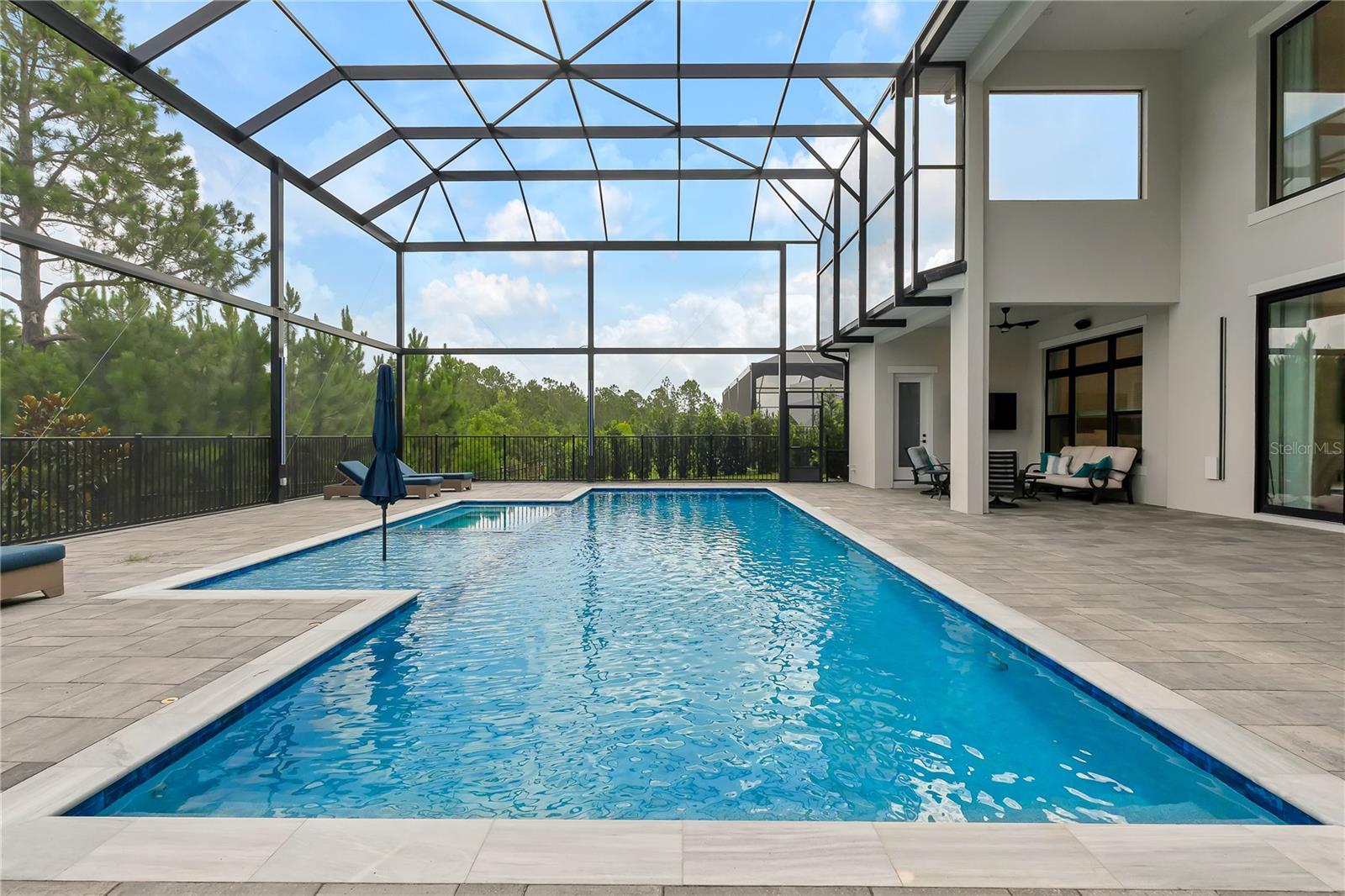 LAUREL POINTE PH 1 - Residential