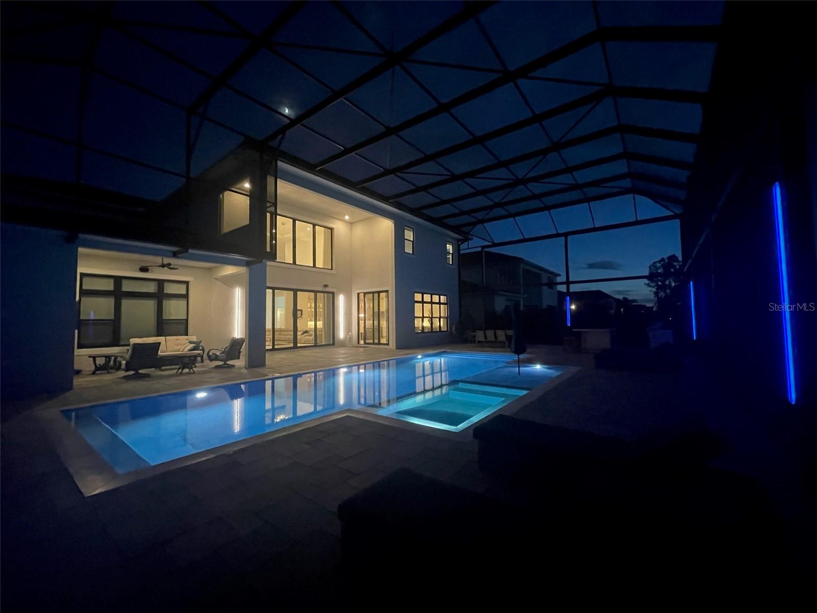 LAUREL POINTE PH 1 - Residential