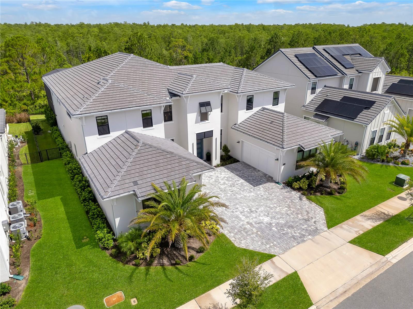 LAUREL POINTE PH 1 - Residential