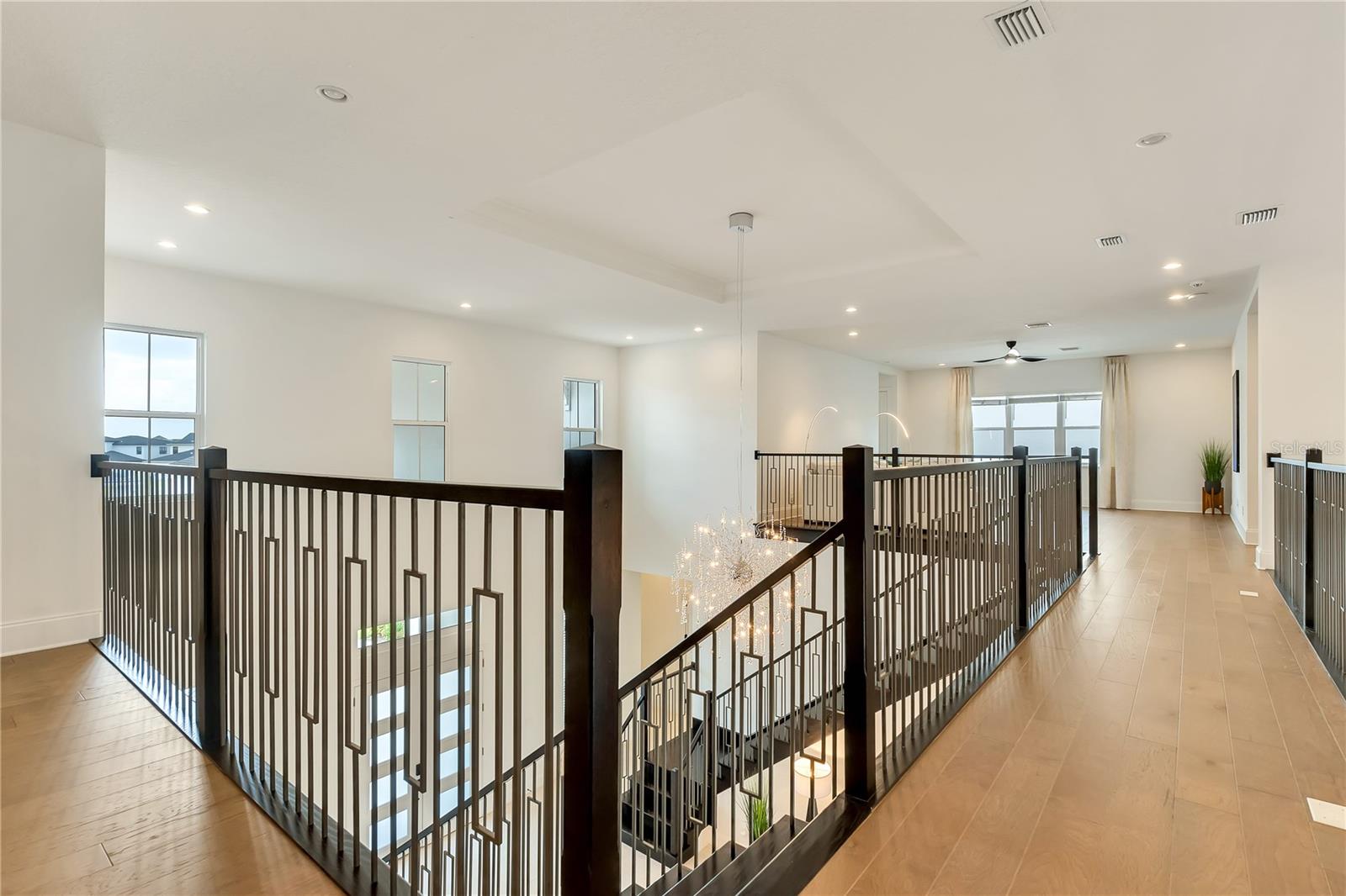 LAUREL POINTE PH 1 - Residential