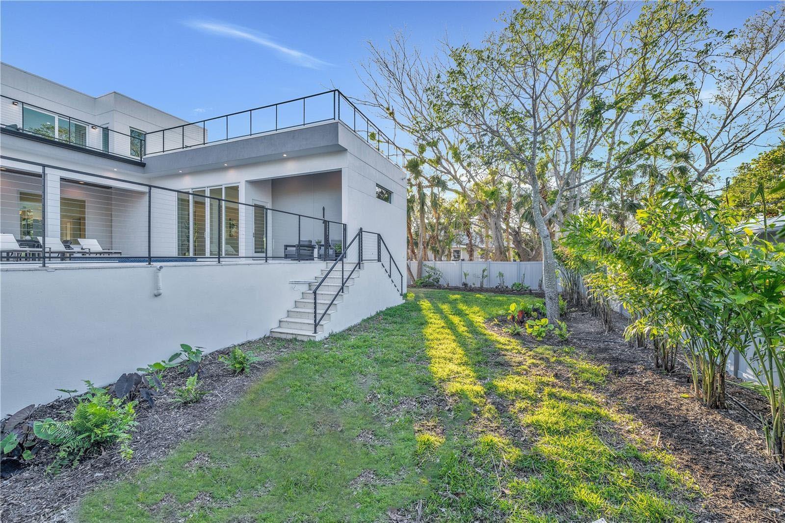 WATERSIDE-WOOD SIESTAS BAYSID - Residential