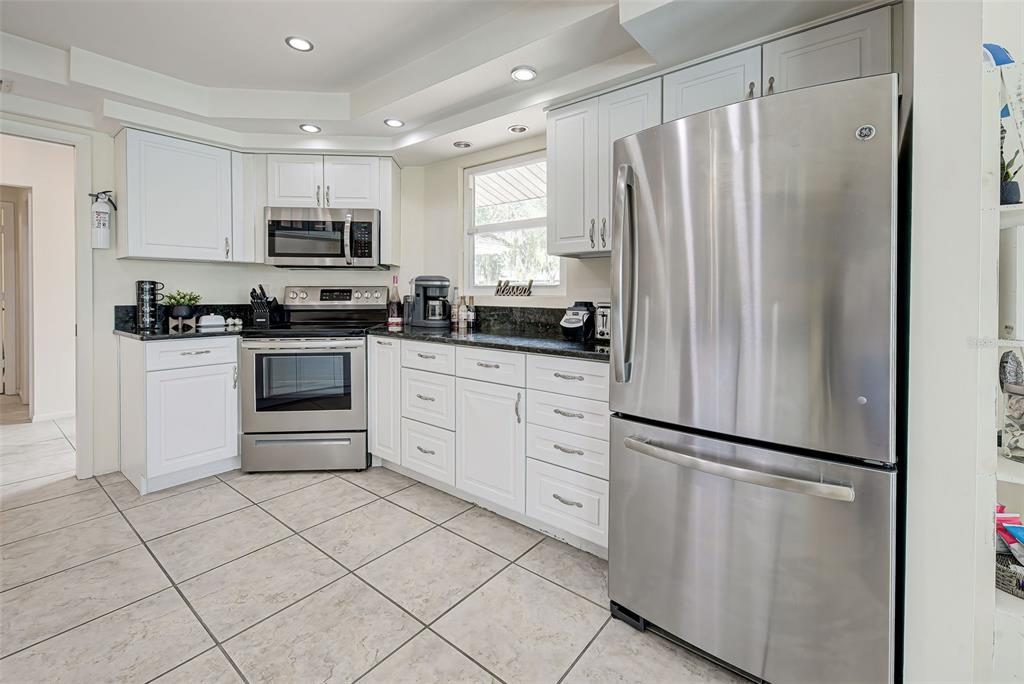 CLARK LAKES SUB - Residential Lease