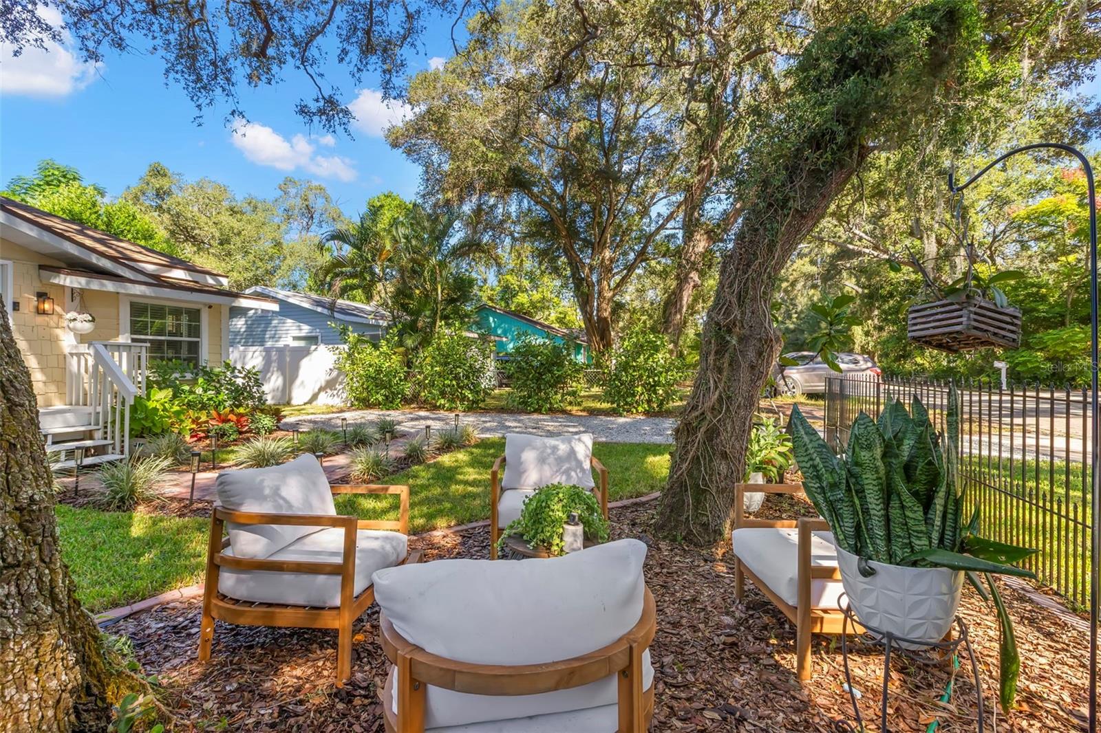 BROOKLAWN - Residential