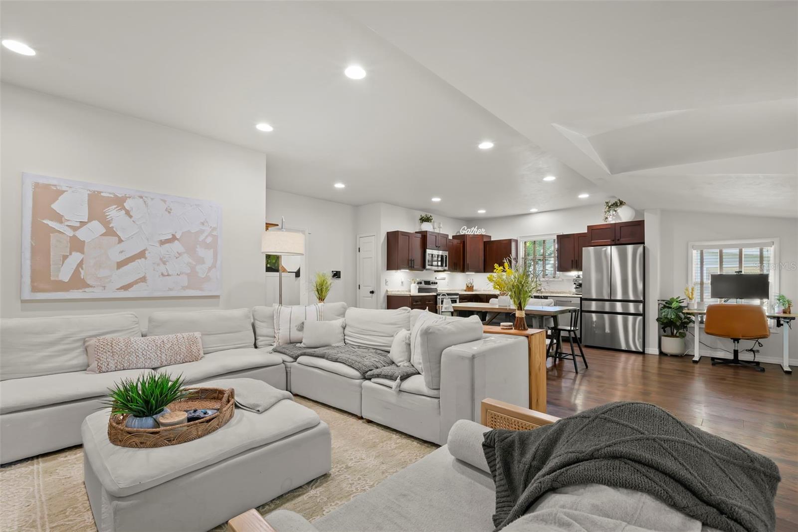 BROOKLAWN - Residential