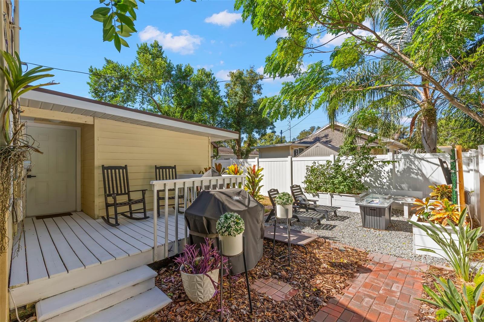 BROOKLAWN - Residential
