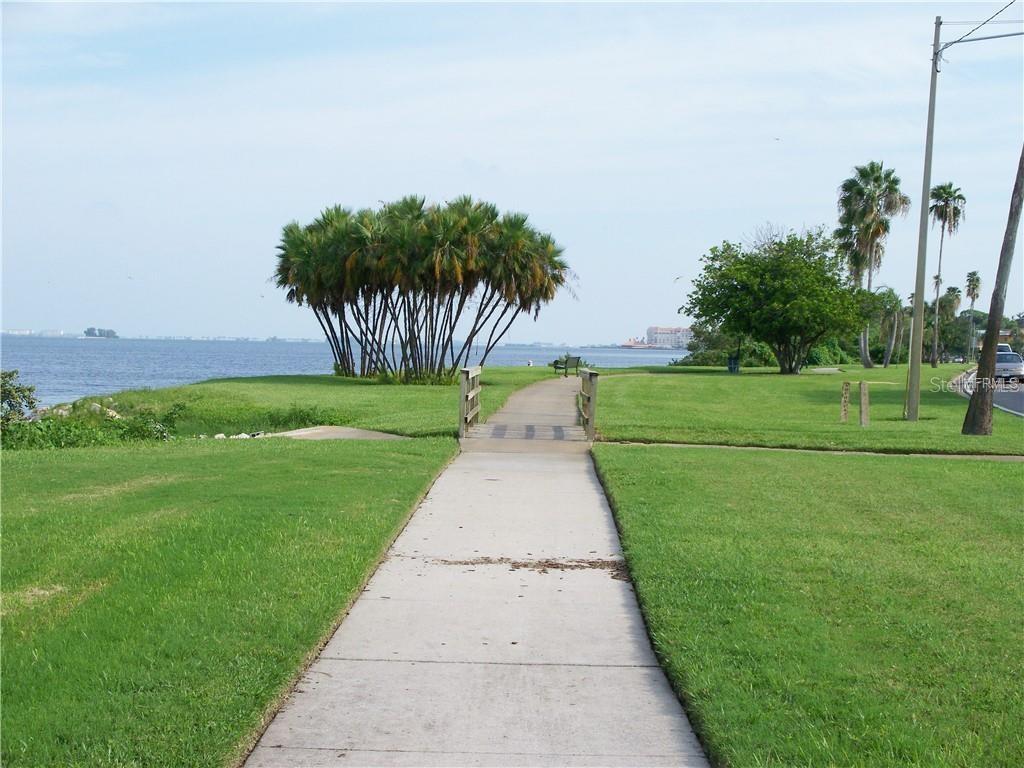 BROOKLAWN - Residential