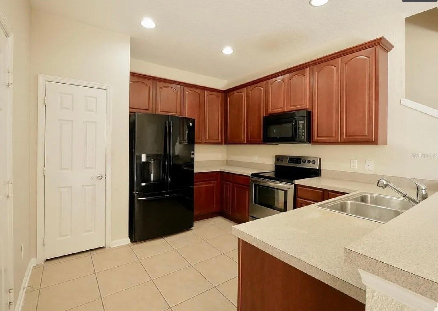 1730 SPICEBUSH COURT