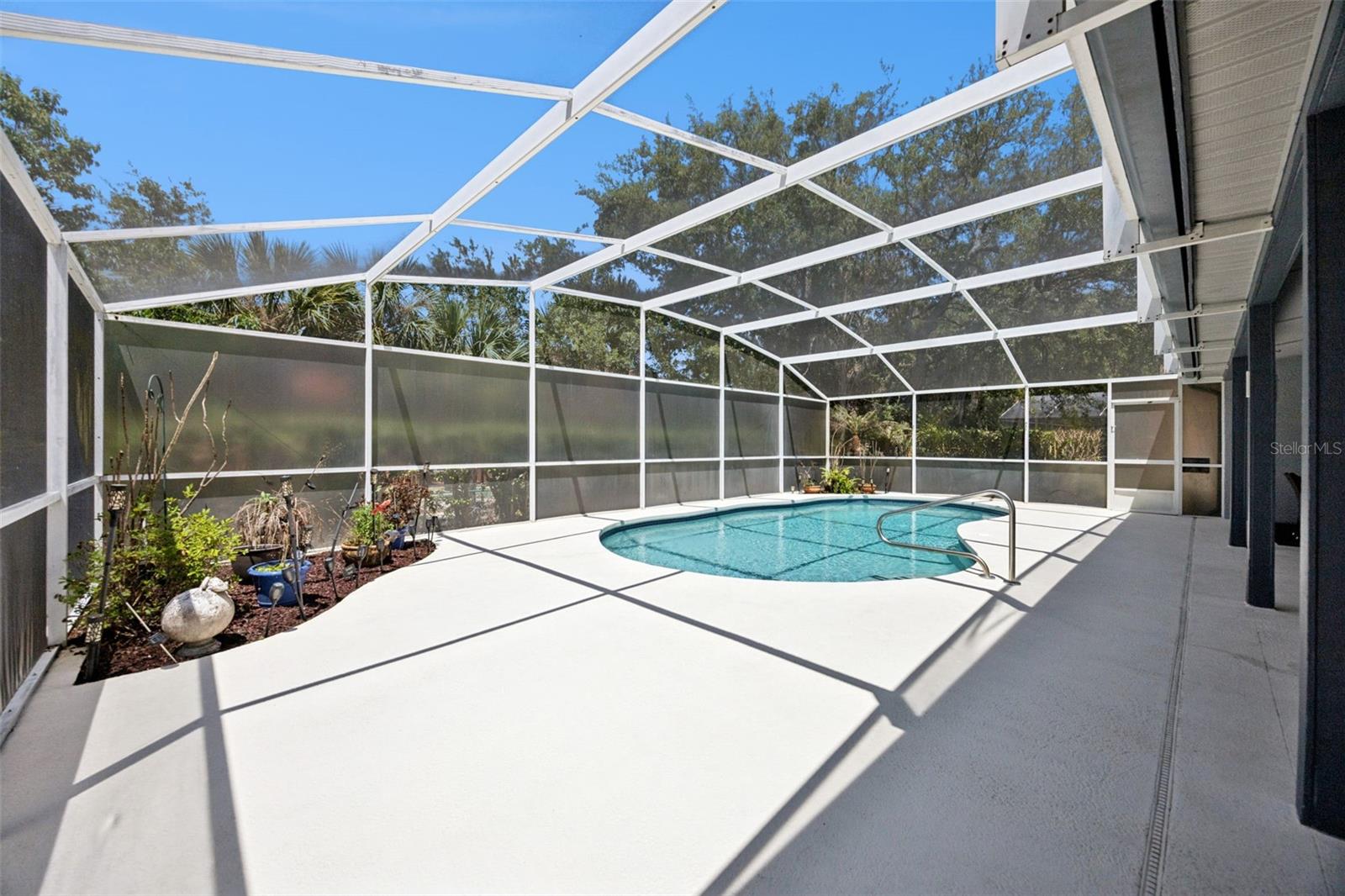LINDFIELDS UNIT 3 - Residential
