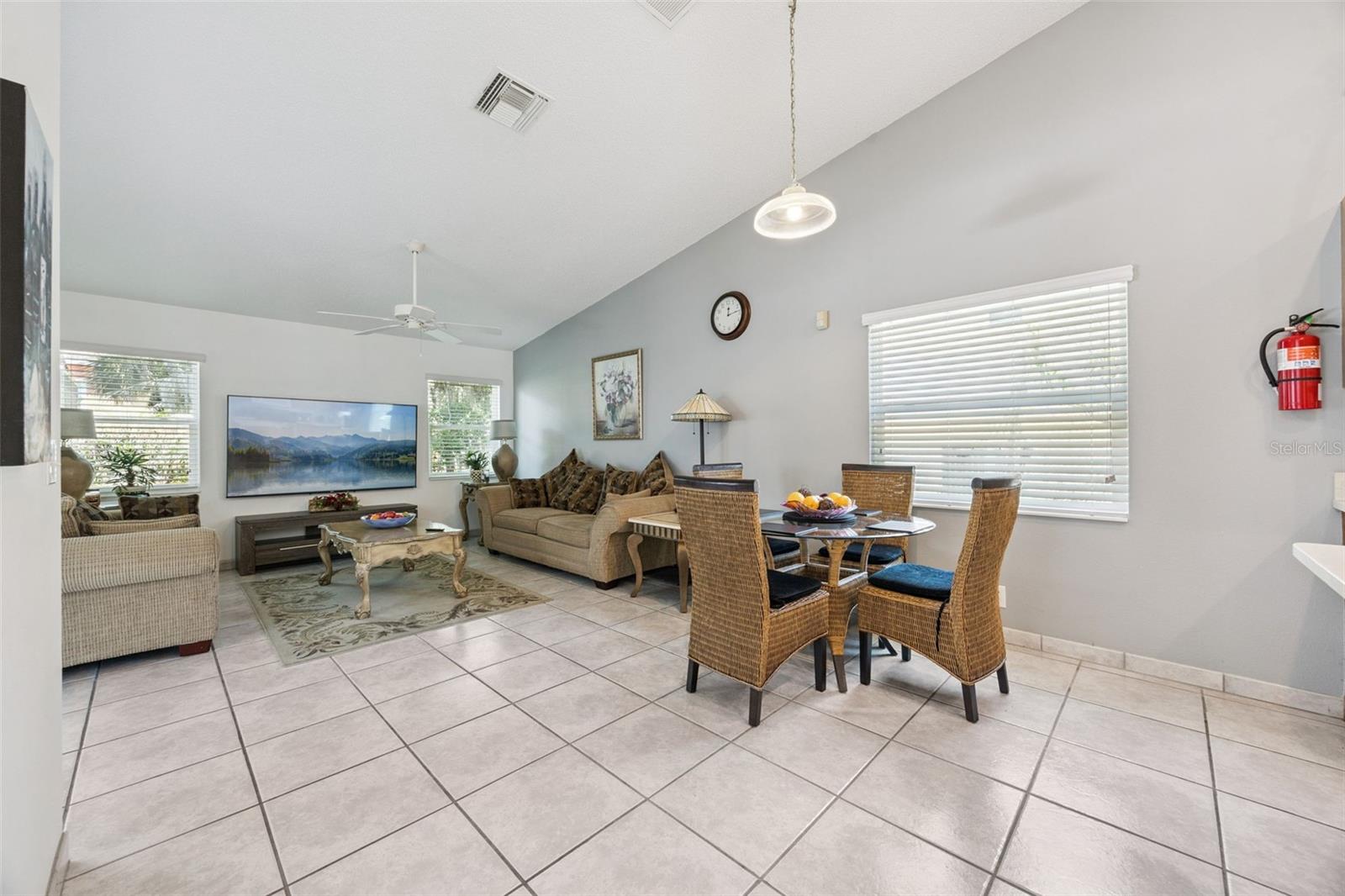 LINDFIELDS UNIT 3 - Residential
