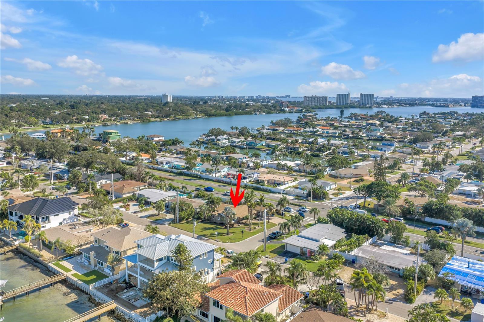 CAUSEWAY ISLES - Residential