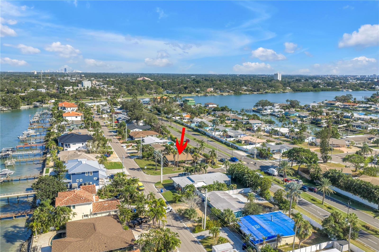 CAUSEWAY ISLES - Residential