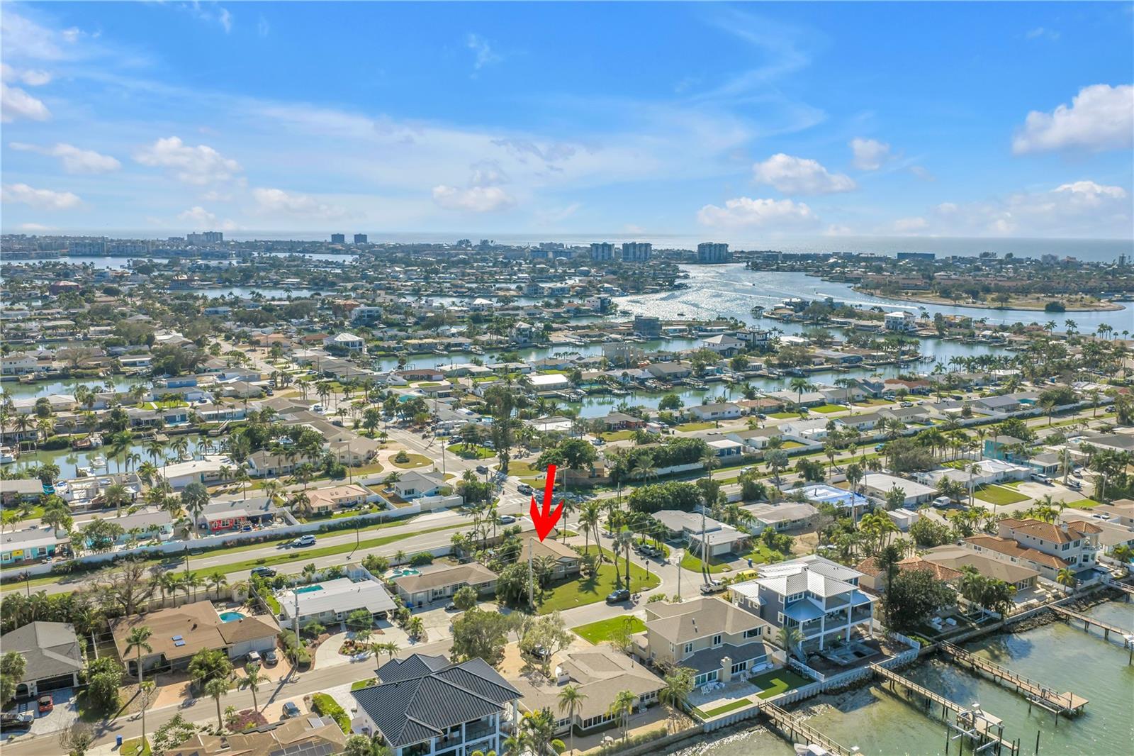 CAUSEWAY ISLES - Residential