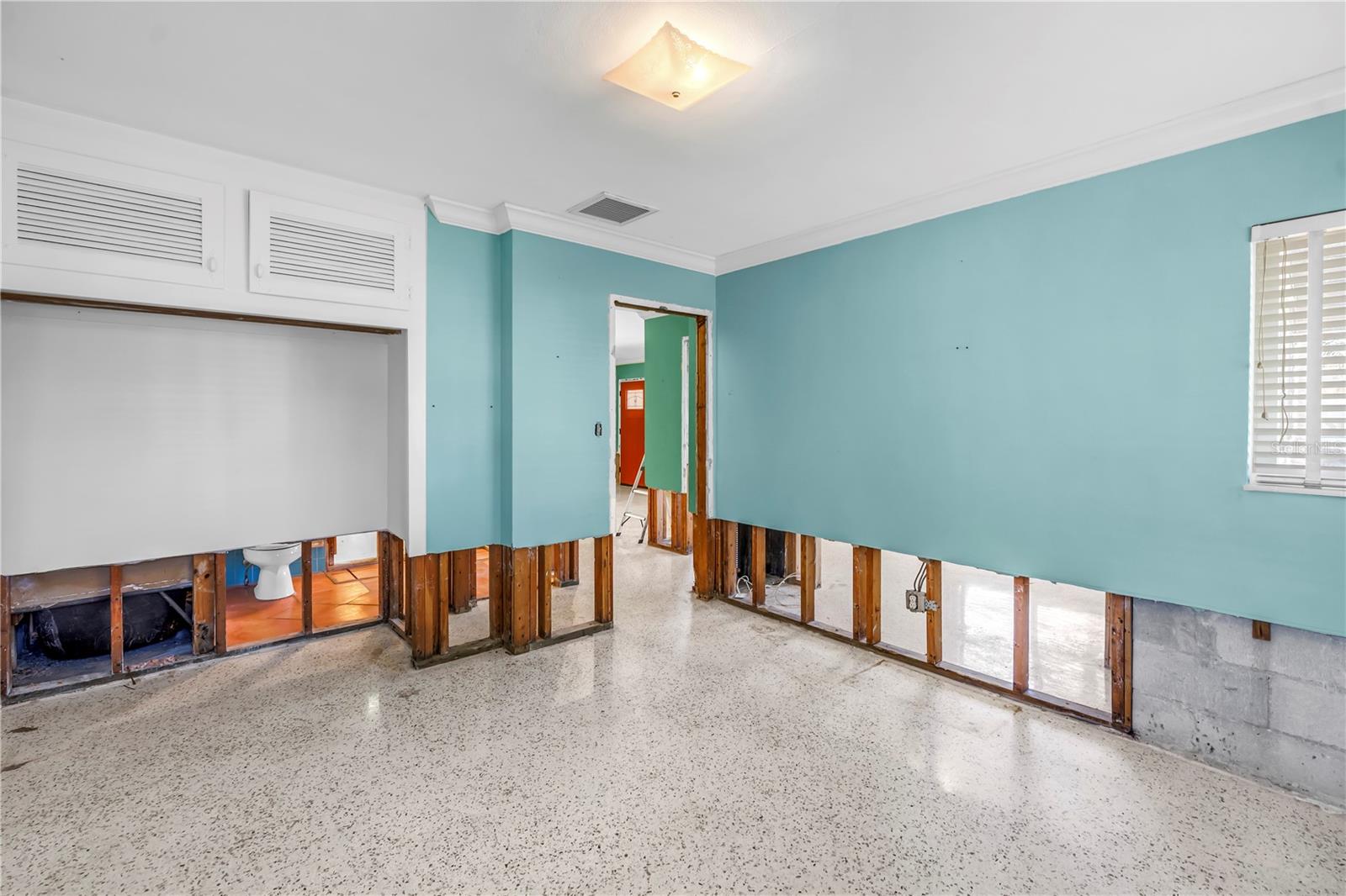 CAUSEWAY ISLES - Residential