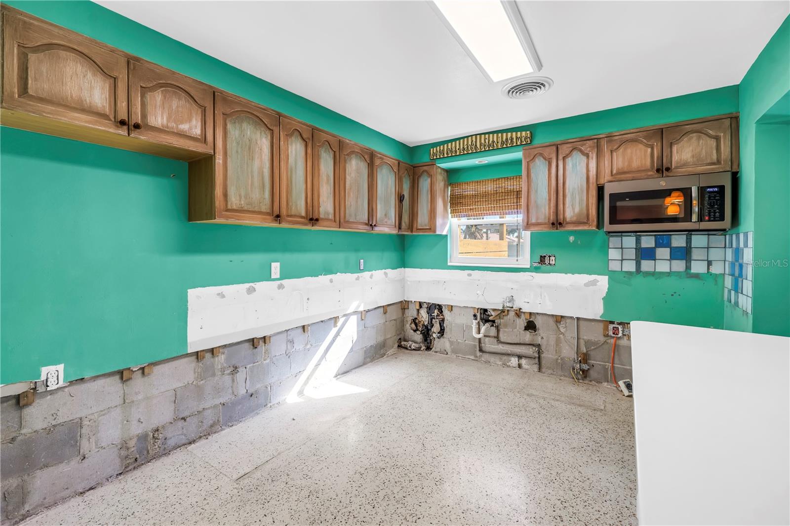 CAUSEWAY ISLES - Residential