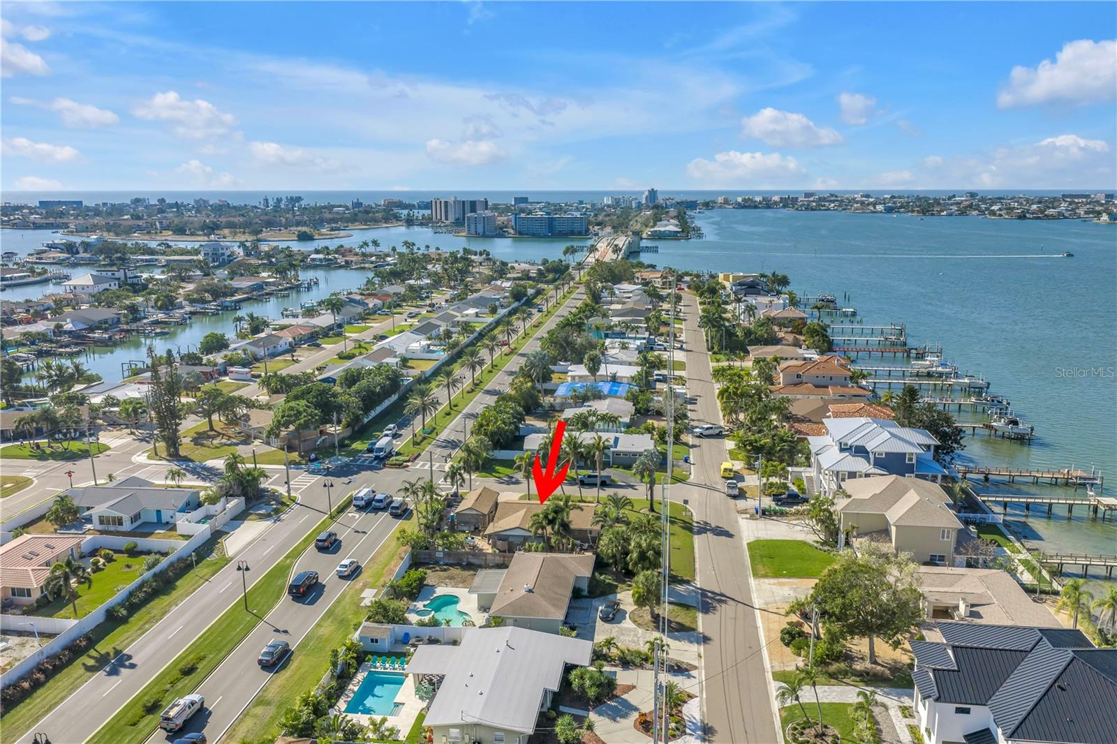 CAUSEWAY ISLES - Residential