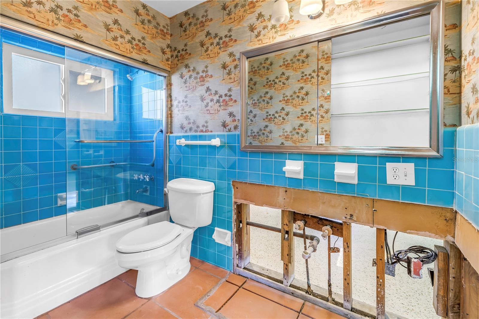 CAUSEWAY ISLES - Residential