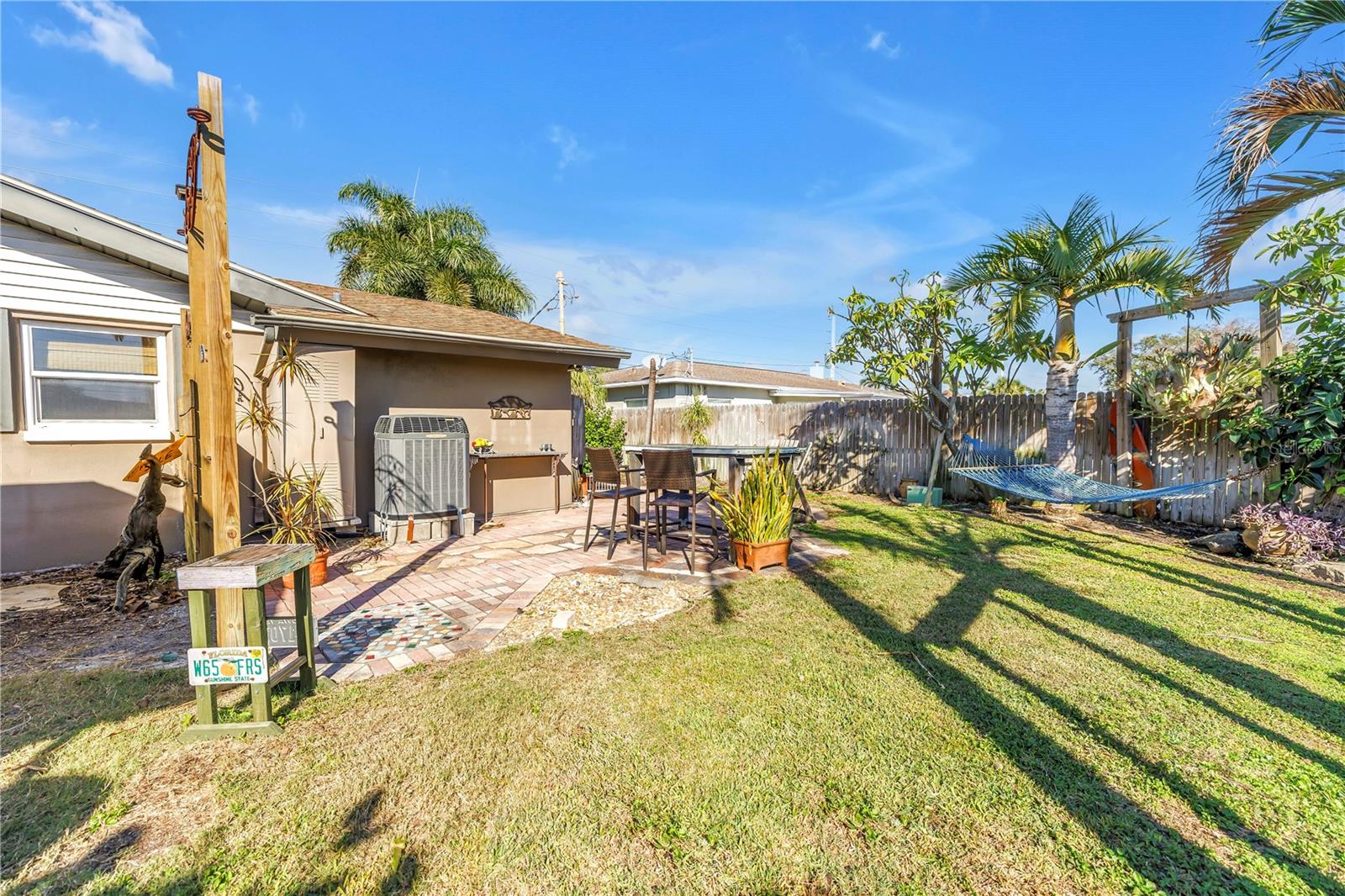 CAUSEWAY ISLES - Residential