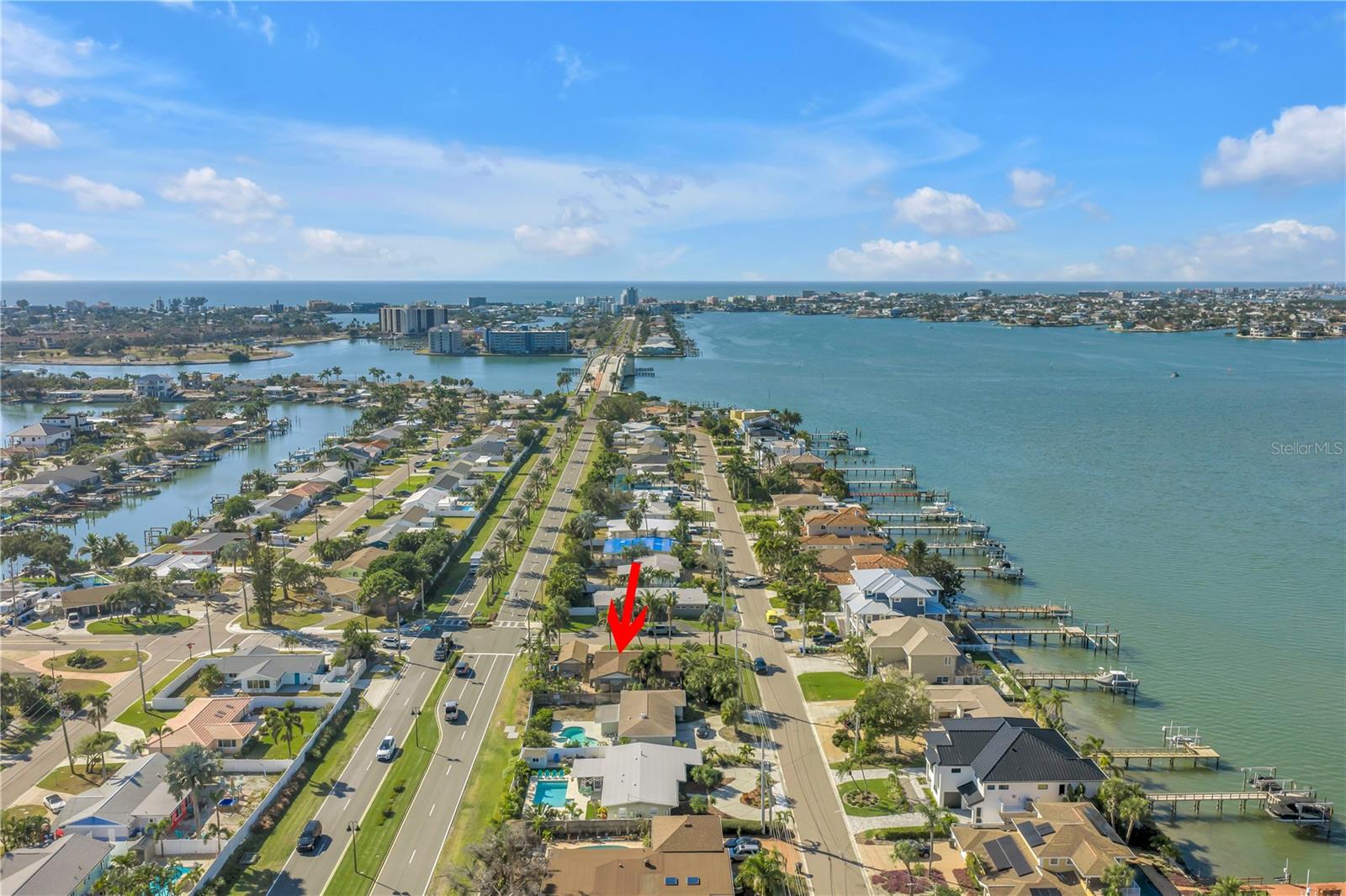 CAUSEWAY ISLES - Residential