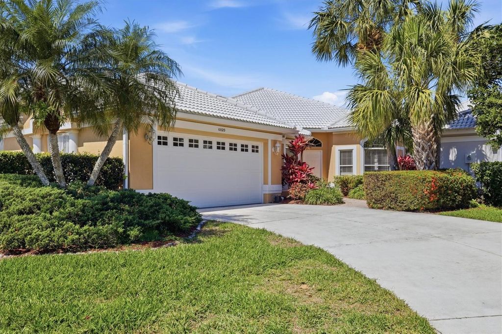Photo of 6820 Avenida Marbella, Sarasota, FL 34238 (MLS # A4690139)