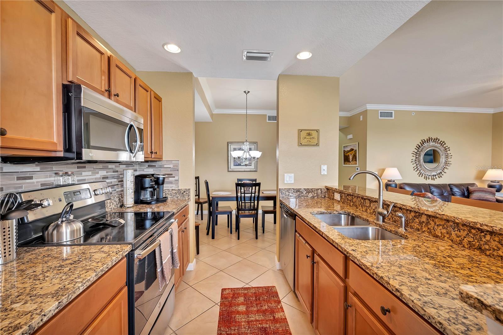 RIVER STRAND - Residential Lease