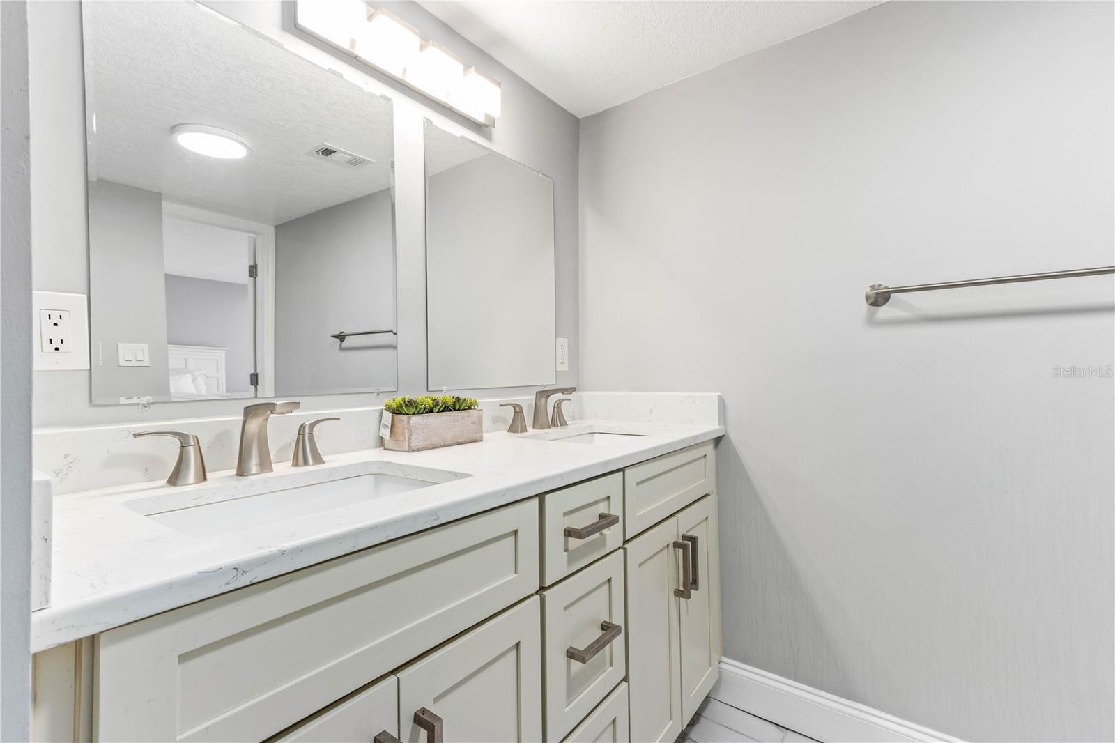 CLEARWATER SAND KEY - Residential