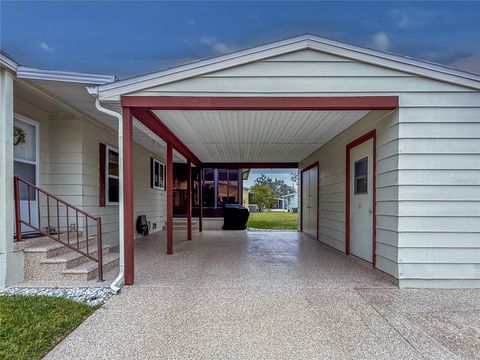 A home in ELLENTON