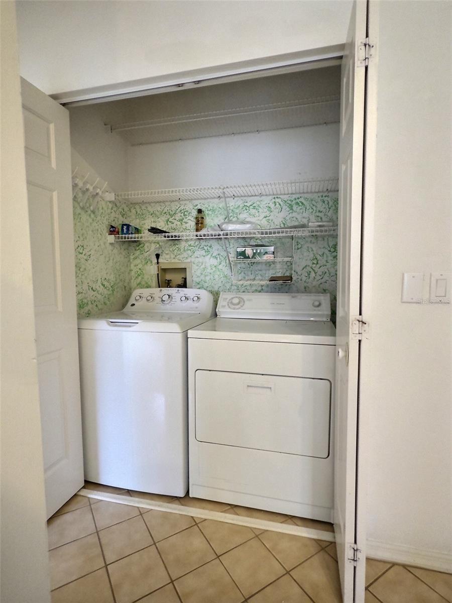 PINE LAKES - Residential