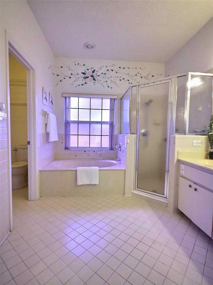 PINE LAKES - Residential