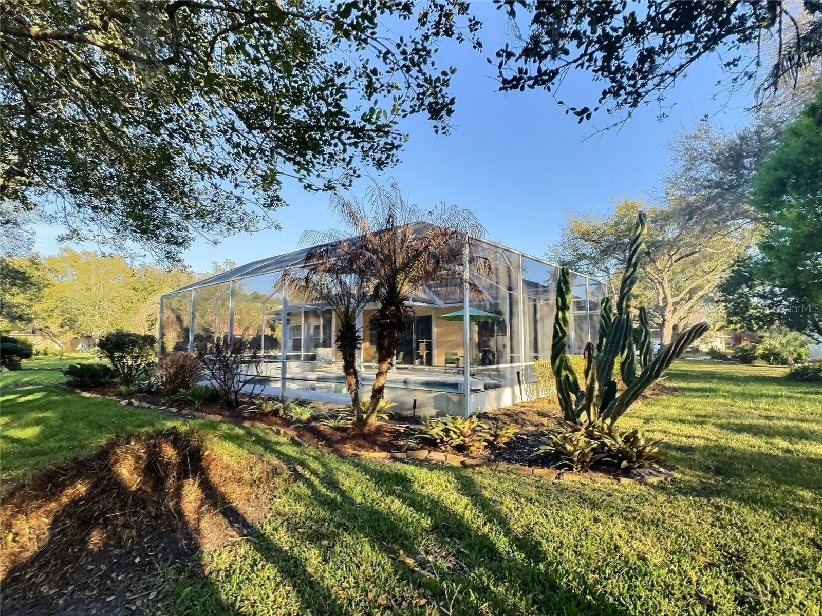 PINE LAKES - Residential