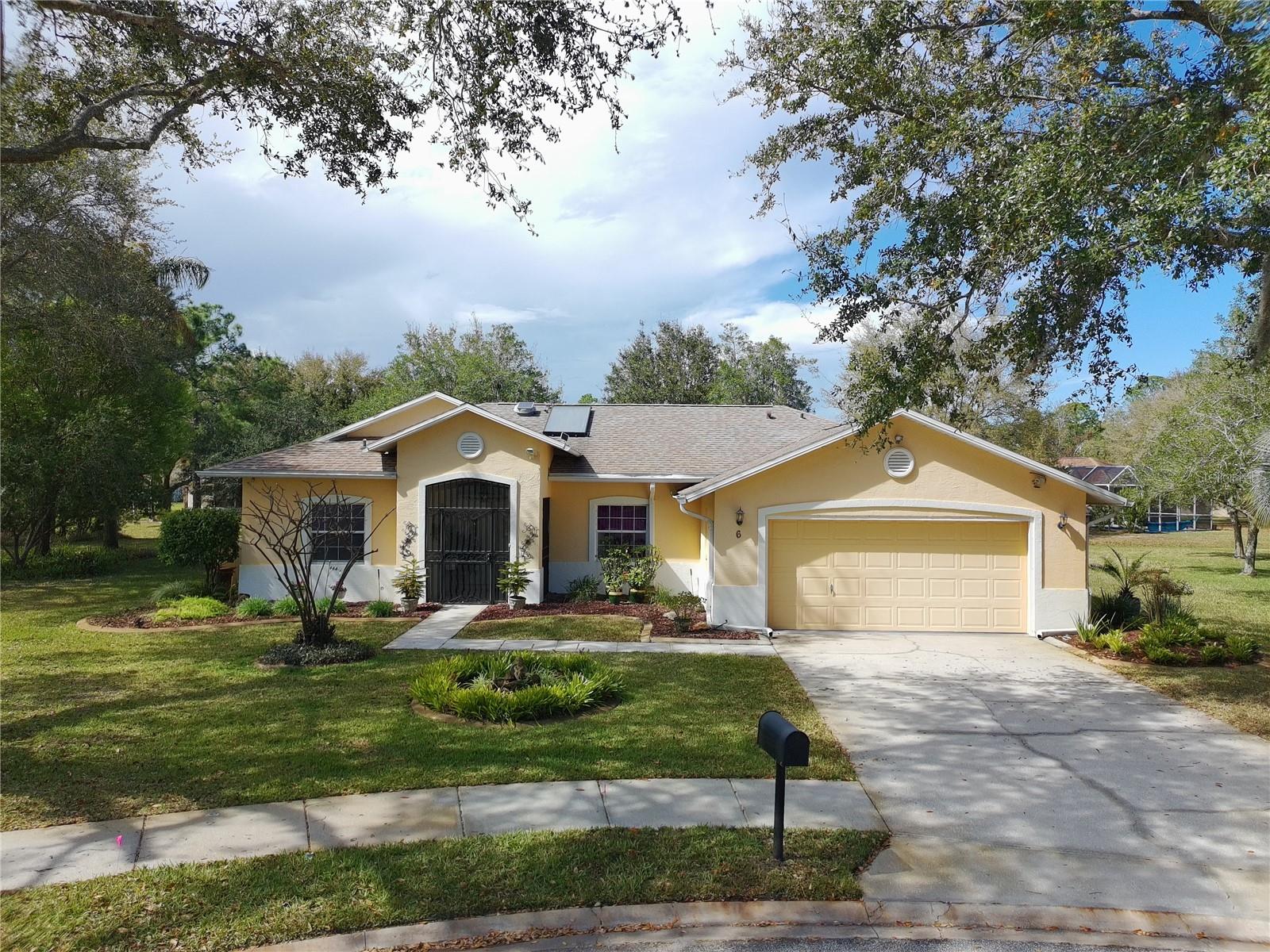 PINE LAKES - Residential