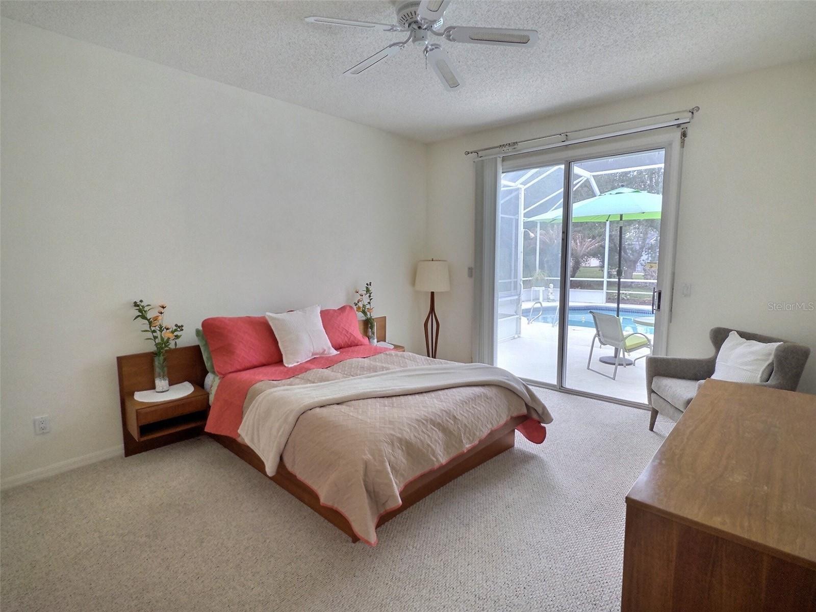 PINE LAKES - Residential