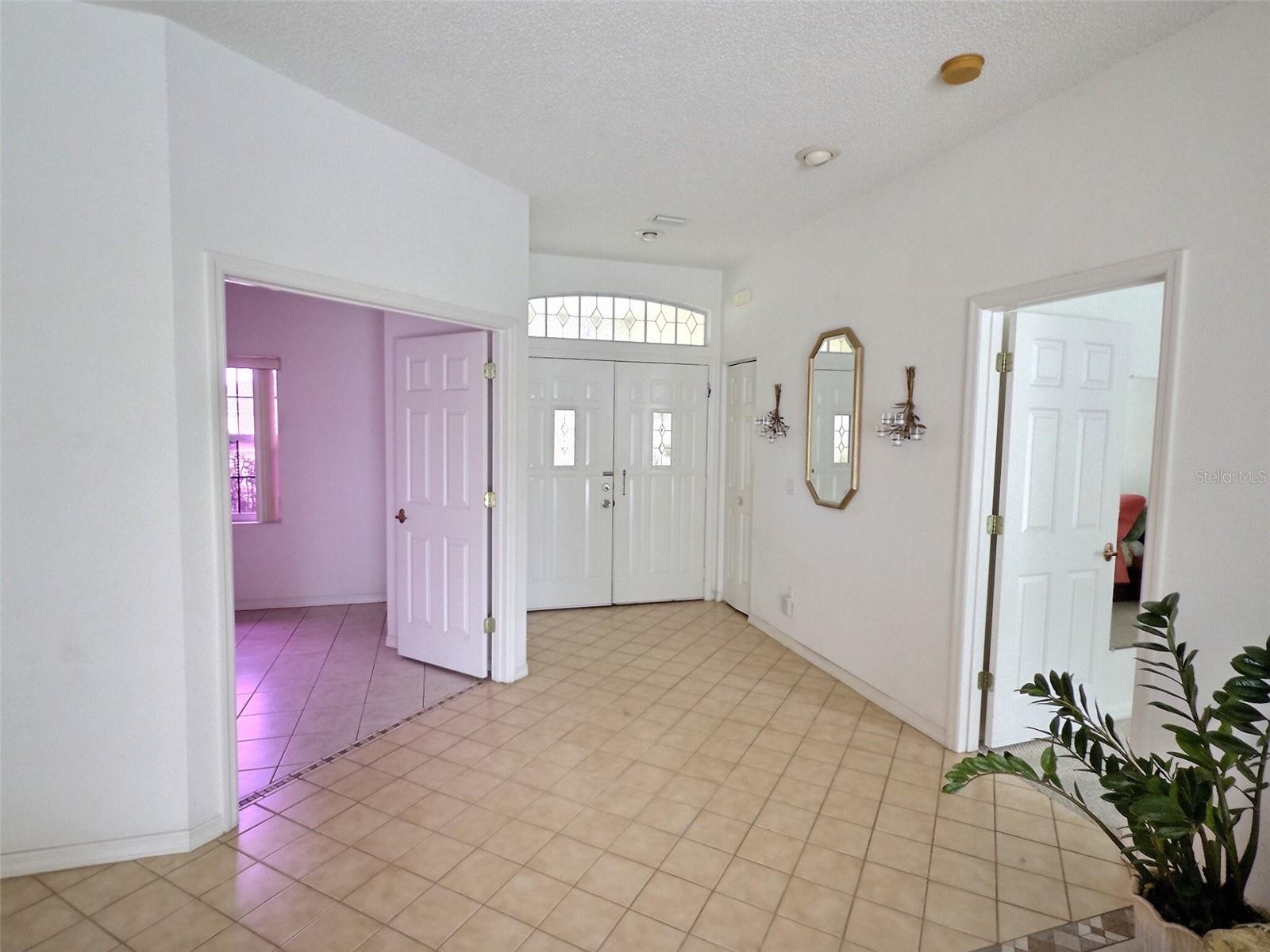 PINE LAKES - Residential