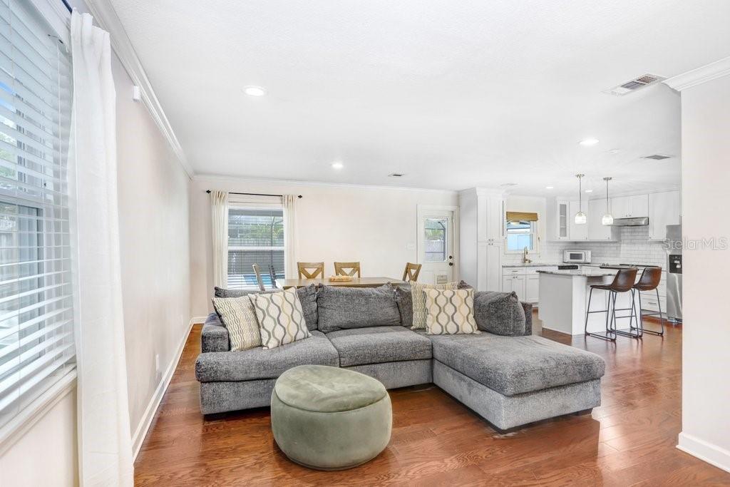 GANDY GARDENS 4 - Residential