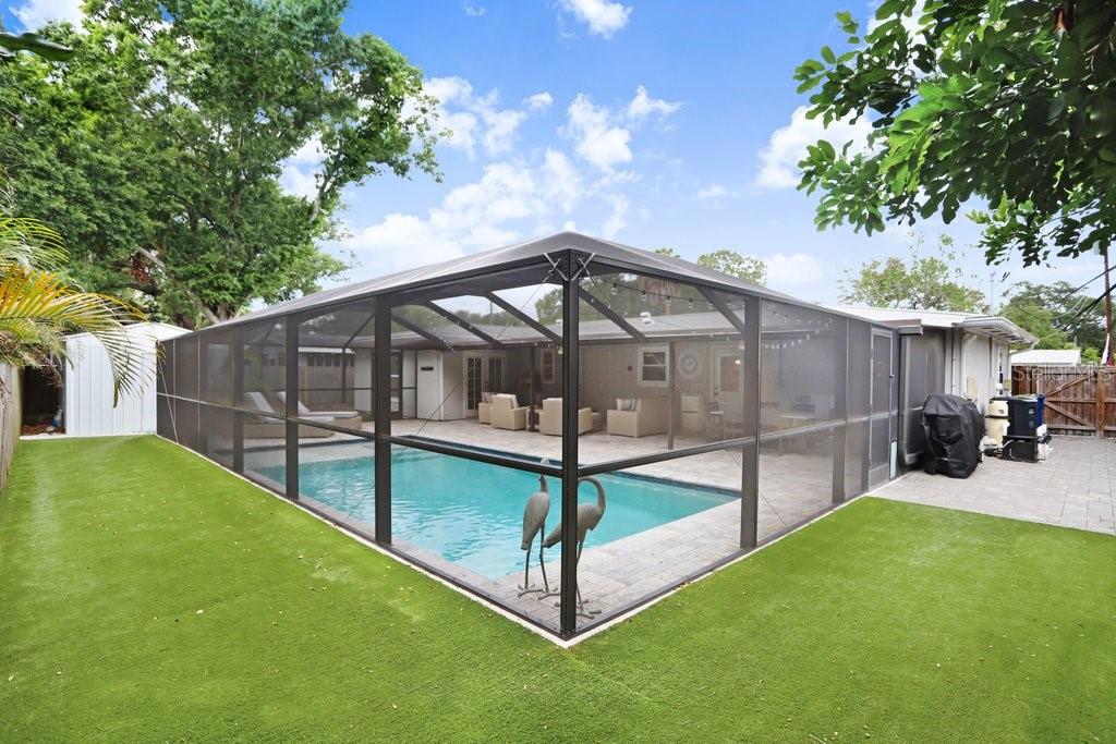 GANDY GARDENS 4 - Residential